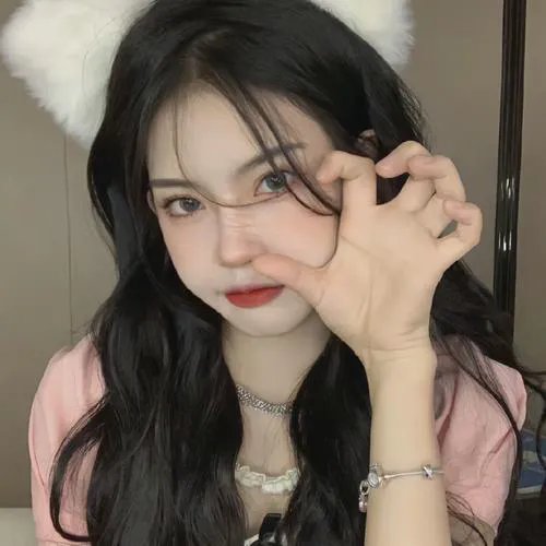 阿罗有枝彩色笔